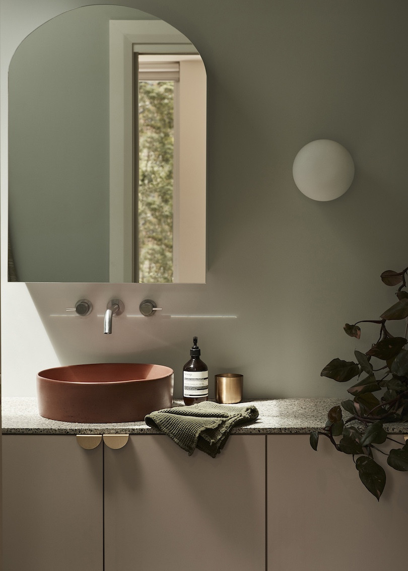 Bathroom sink in Wahroonga House by Tom Mark Henry.