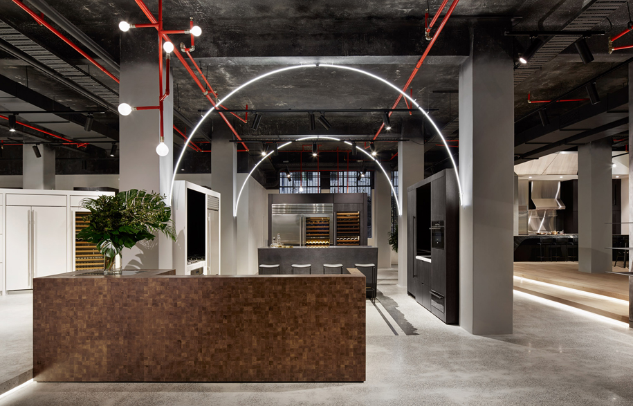 New MultyFlex Sub-Zero and Wolf Showroom by Mim Design Showcases Cutting Edge Kitchen Design