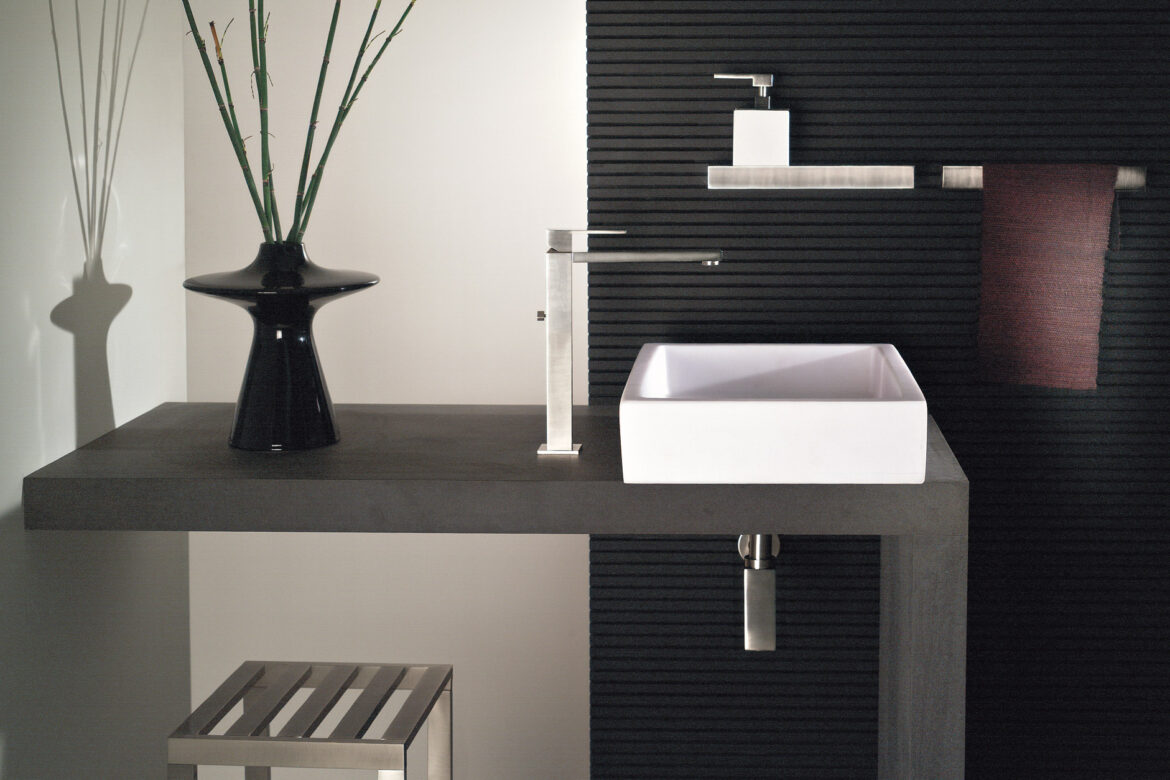 GESSI RETTANGOLO  – SEEING IS BELIEVING