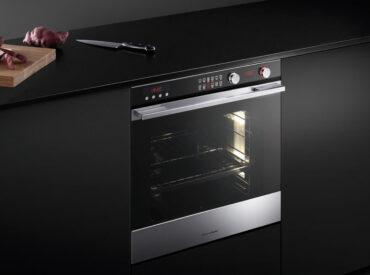 Cook in style with Fisher & Paykel’s 11 Function Pyrolytic Built-in Oven