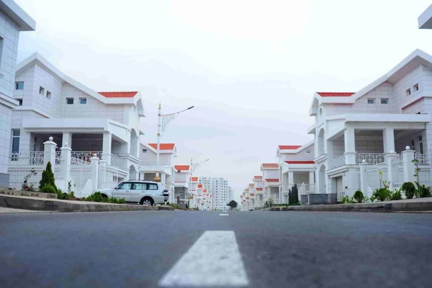 Symmetrical city street suburbia