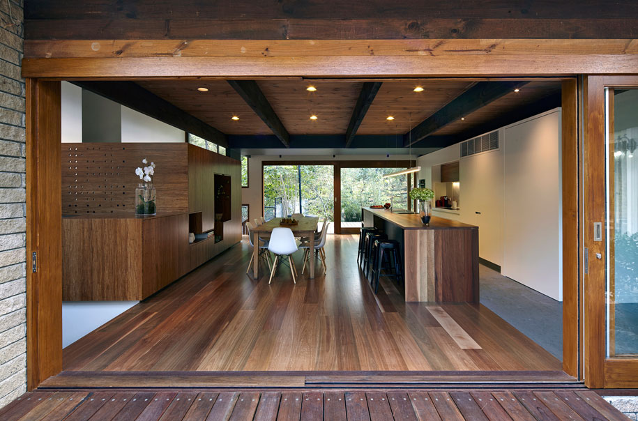 Timber Re-imagined: Donvale House