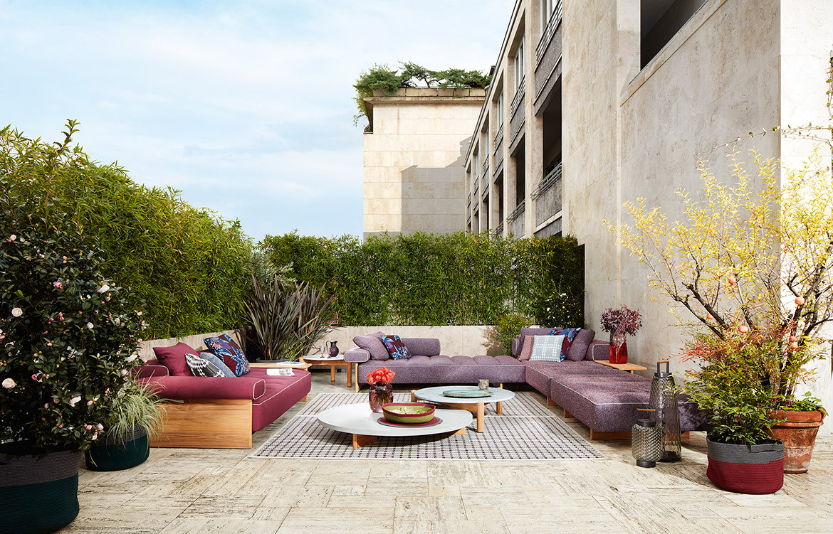 Cassina Makes Its Debut Into The Great Outdoors