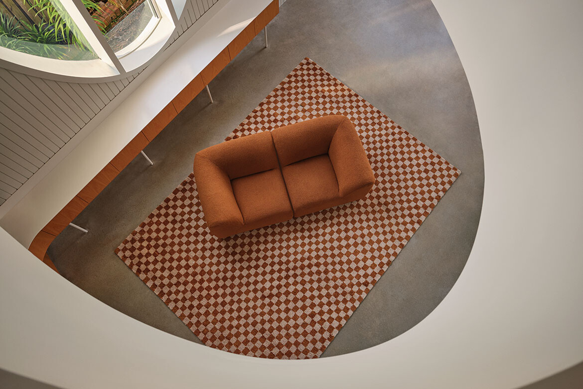 Reliving the Seventies with King and the reborn 1977 sofa