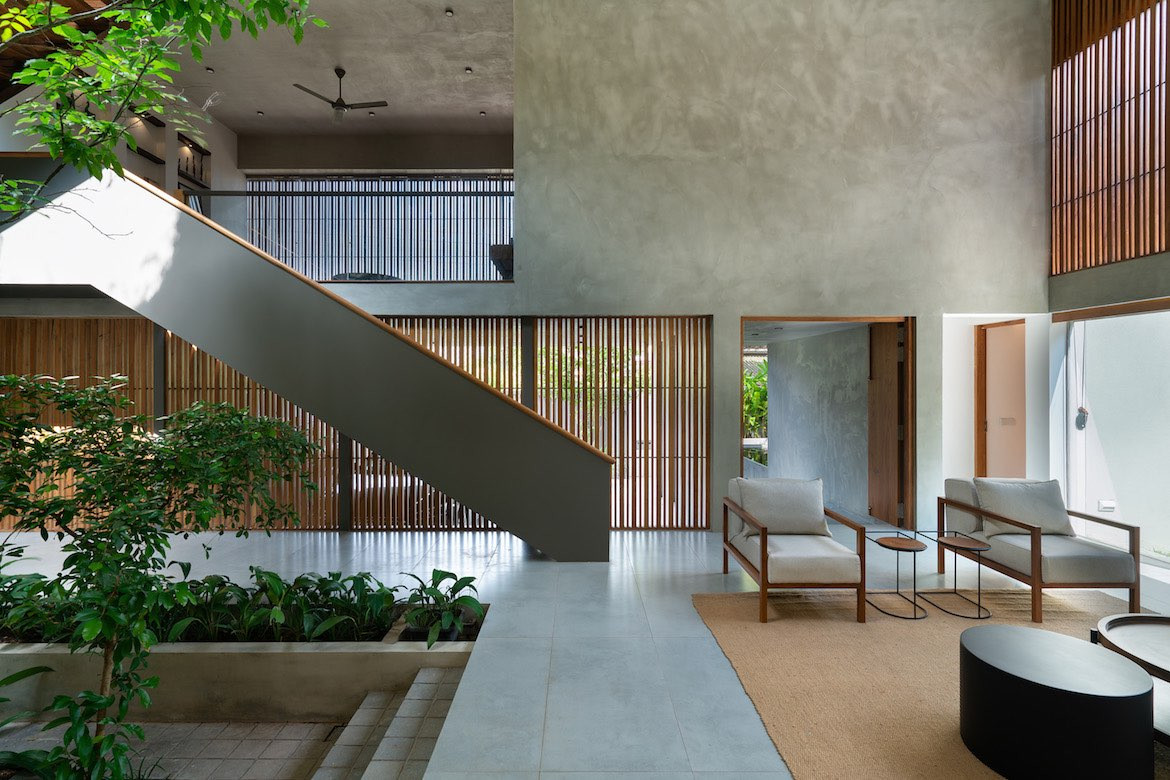 Tropical Modernism and Passive Design Combine in Casa de Silva