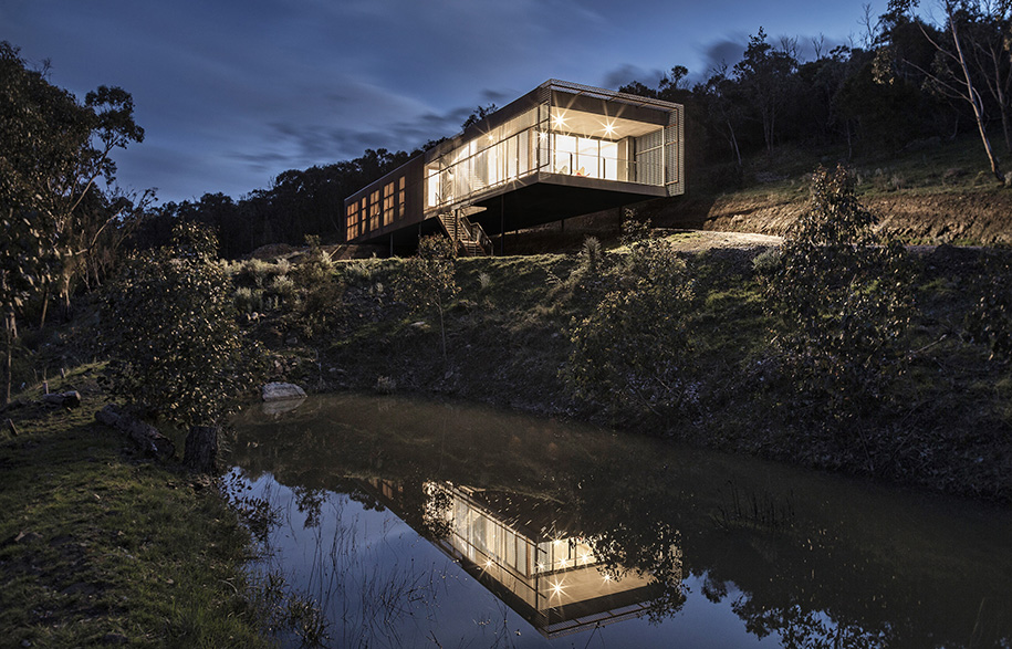 Stirring Contemporary Design Into The Victorian Mountains