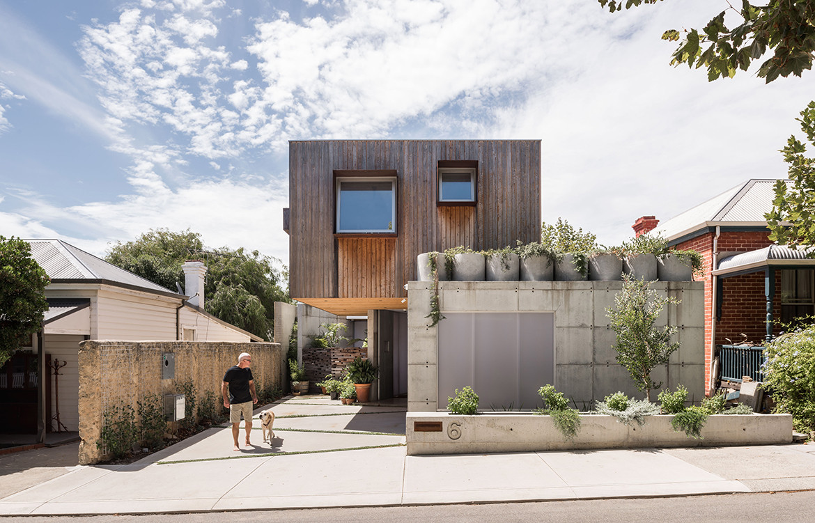 A New Picture Of Suburban Living By EHDO Architecture