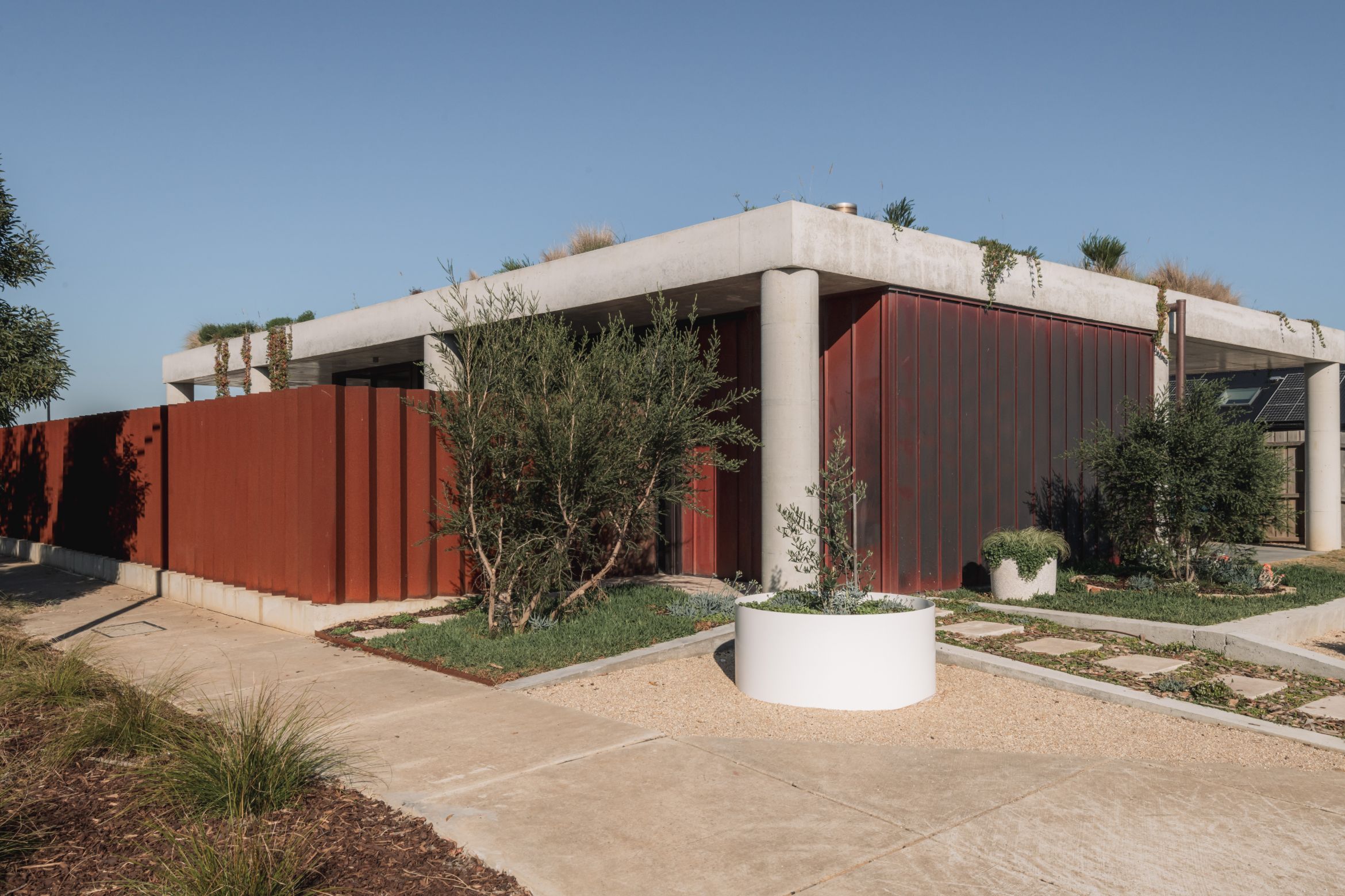 Torterra House: Modest, expressive and packed with thermal mass
