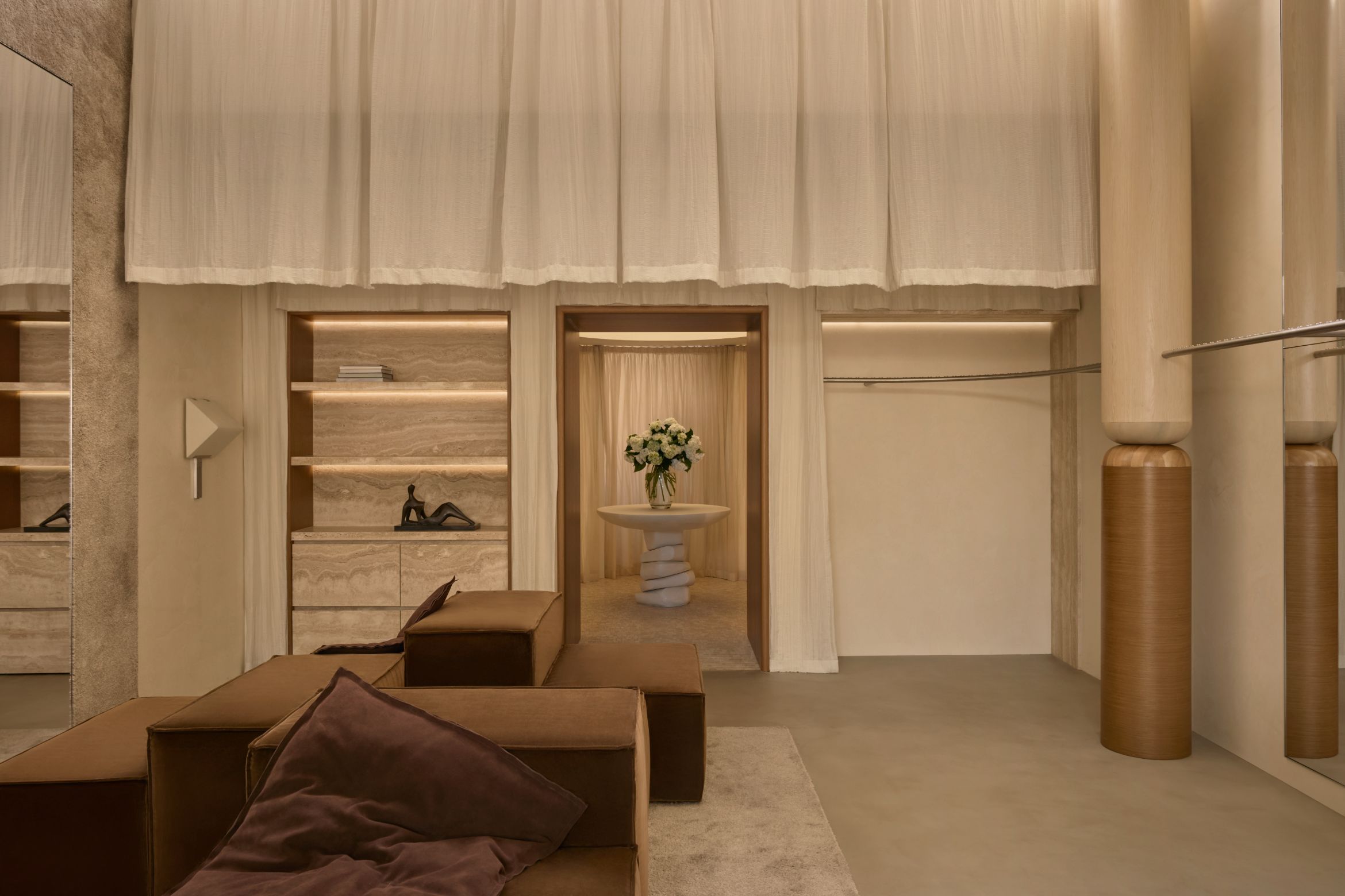 Fashioning space with Brahman Perera