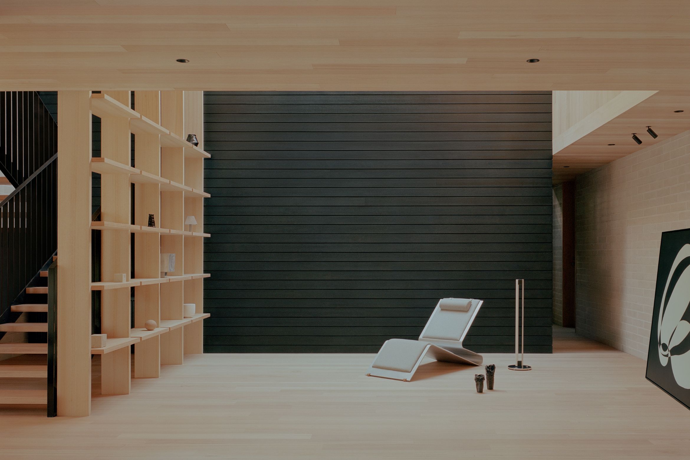 A home rewritten by PARABOLICA