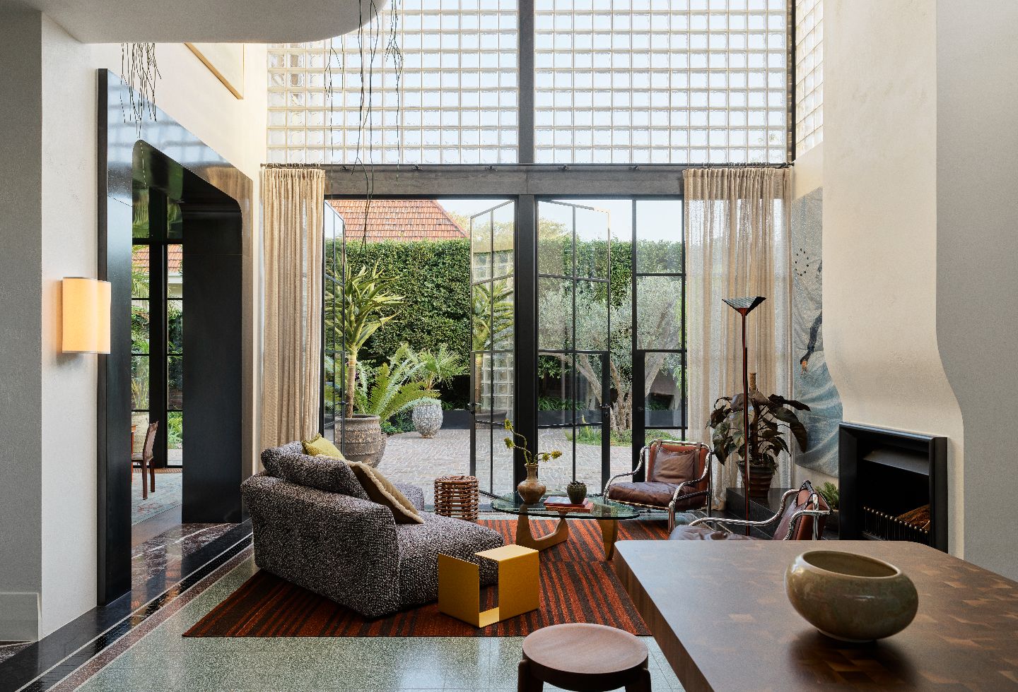 Flack Studio revives 1930s South Yarra home