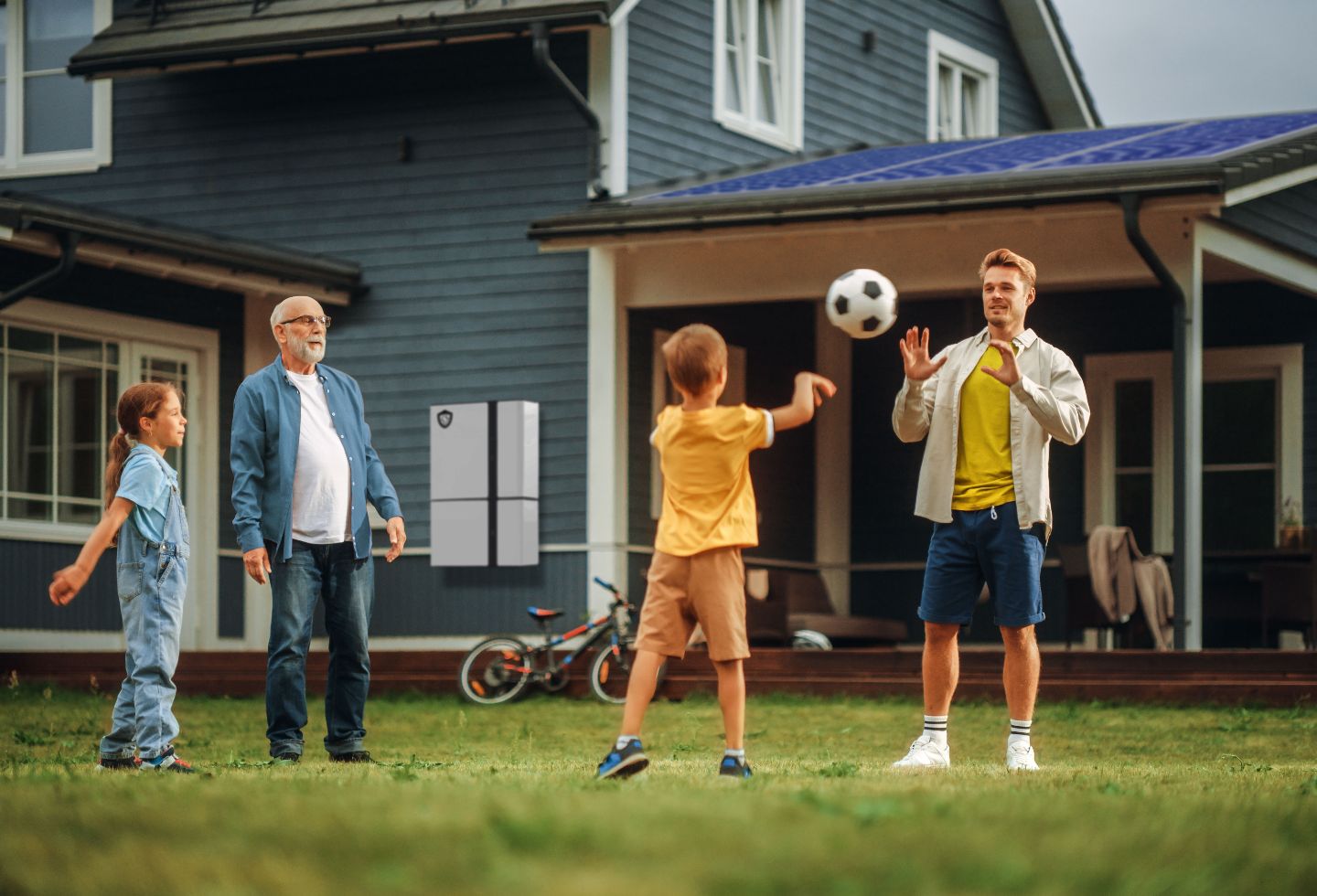 Home solar batteries - Energy independence