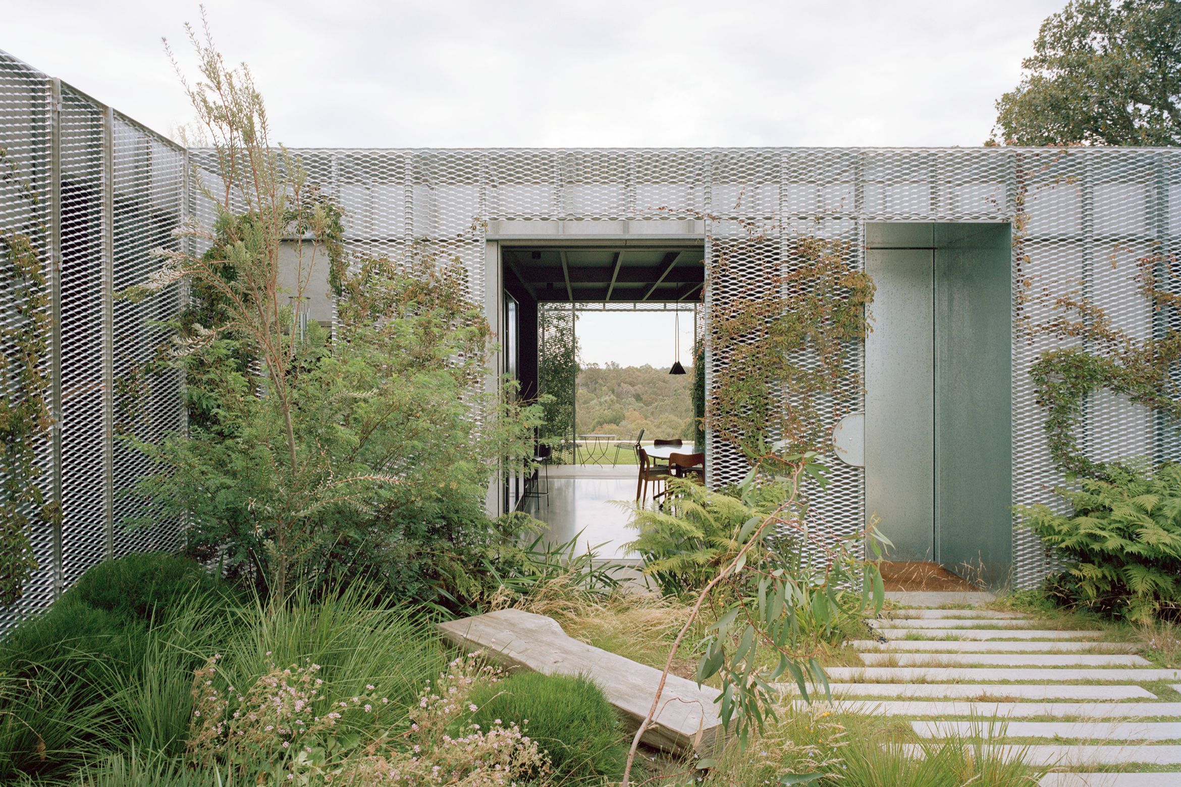 Translating between bush and suburb through the language of landscape