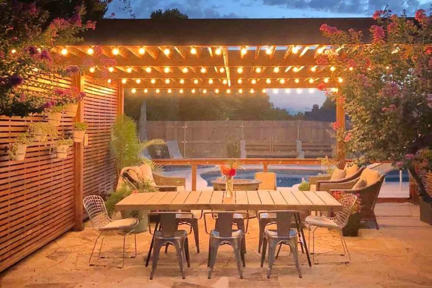 modern pergola with built-in-lights