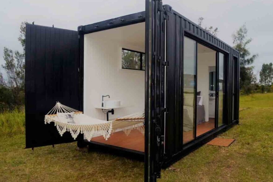 HÔMESKAPE™: Shipping Container Home Homeskape Black Series  Container  homes australia, Container house, Shipping container homes