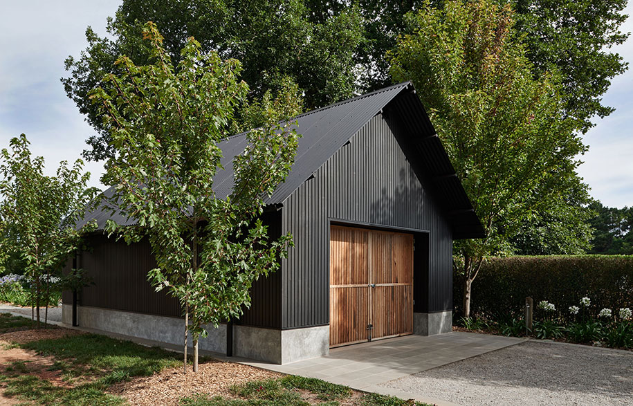 Adam Kane Architects Macedon Ranges barn