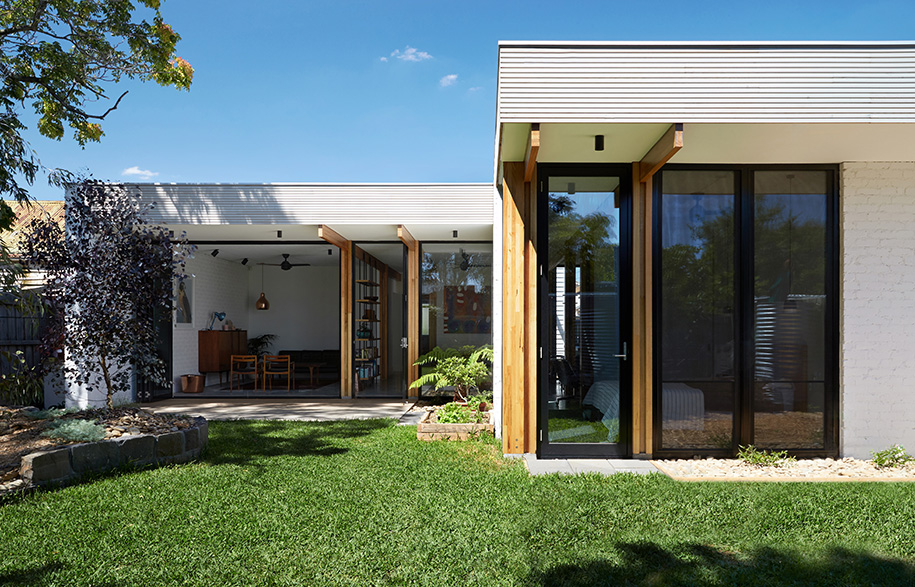 An Update and Extension by Foomann Architects
