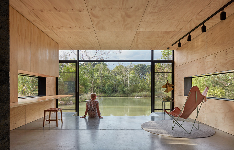 Balnarring Retreat living room