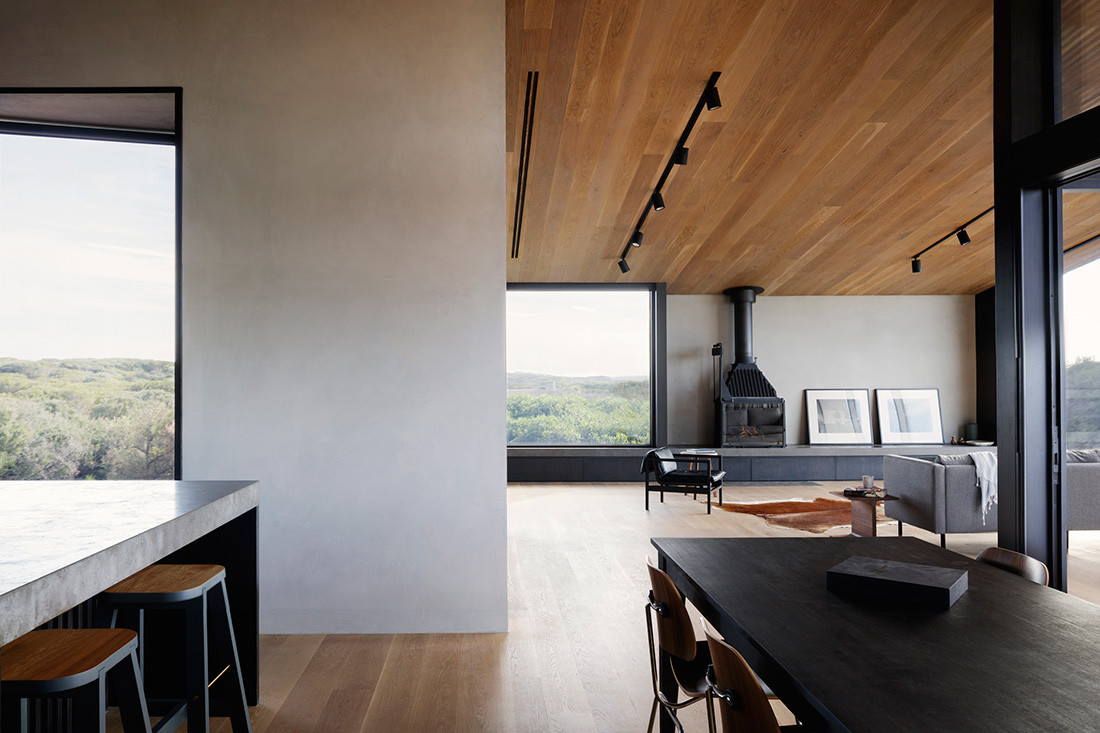 Barwon Heads House Lovell Burton Architecture CC Rory Gardiner open plan living