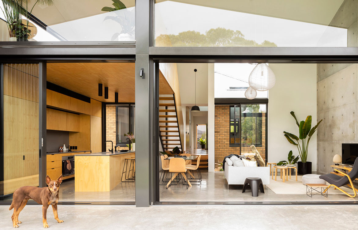 Binary House Christopher Polly Architect cc Brett Boardman open plan living