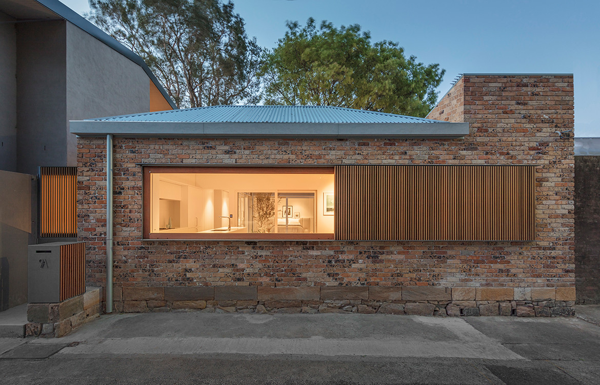 Bolt Hole House Panov Scott CC Murray Fredericks completely open window