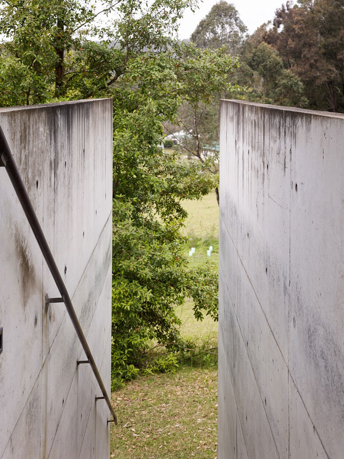 Boyd Education Centre Glenn Murcutt Reg Lark Architect concrete wall