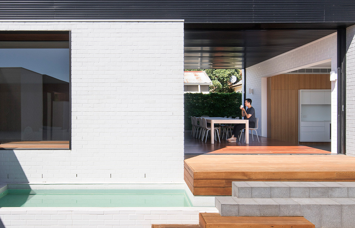 Bulleen House MODO cc Benjamin Hosking pond