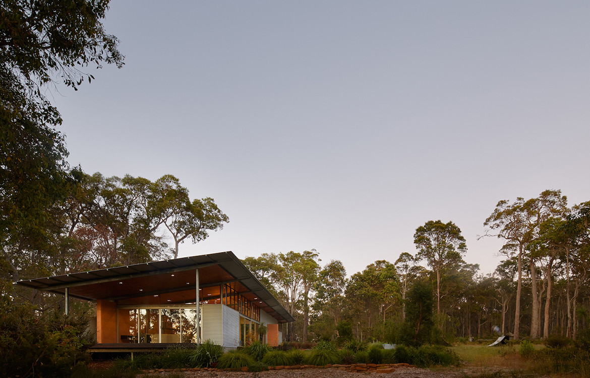 Bush-HouseArchterraArchitectsTreeHouse_landscape