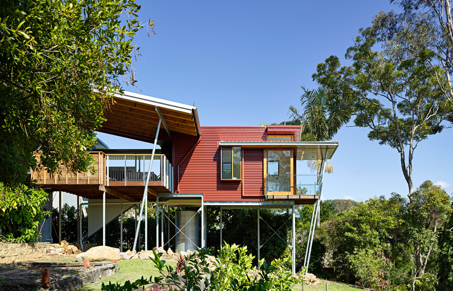 THE HOMES WE FOUND AMONG THE GUM TREES