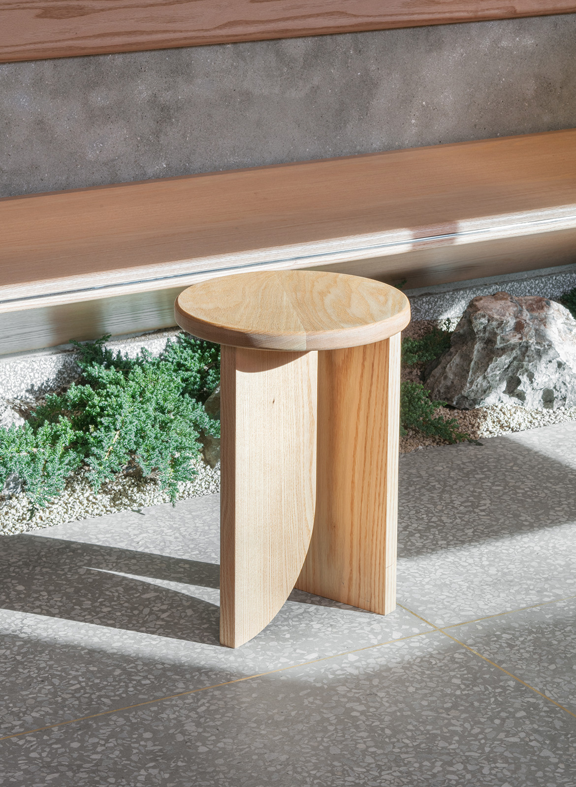 Cafe Oriente Labotory CC Yongjun Choi stool