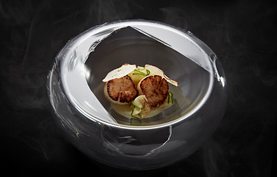 Cappesante-affumicate_Hokkaido-scallops,-green-apple,-zucchini,-apple-fume