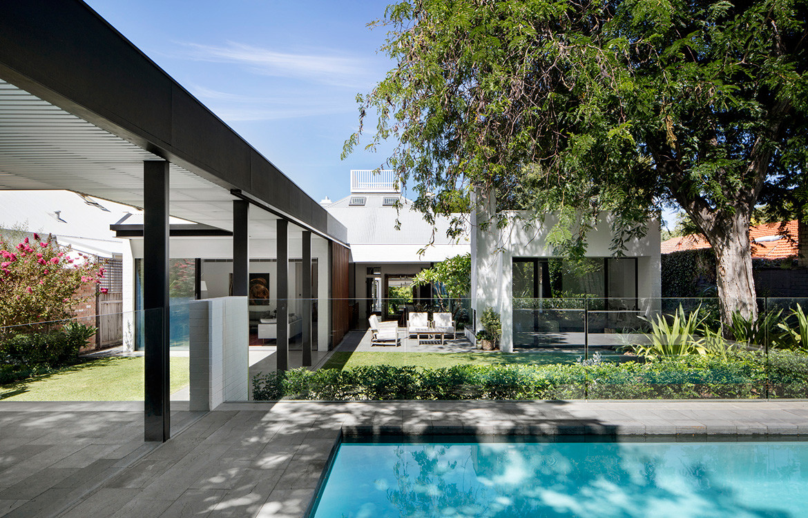 Claremont Residence by David Barr Architects | mid-century inspired home | landscape design | residential architecture