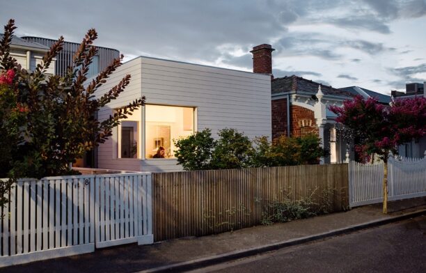 Compact Coastal Home Photography by Paul Hermes exterior