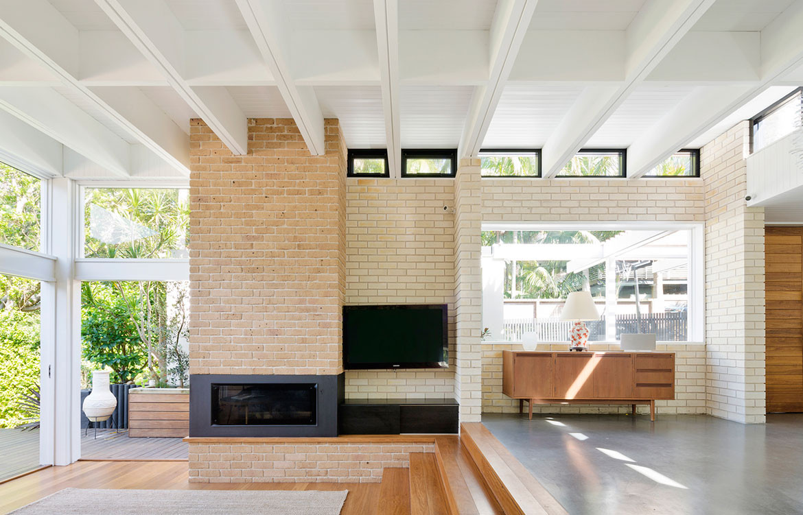 D+K House buckandsimple cc Simon Whitbread fireplace