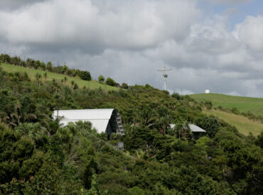 A Design informed by New Zealand History: Davis Bure house