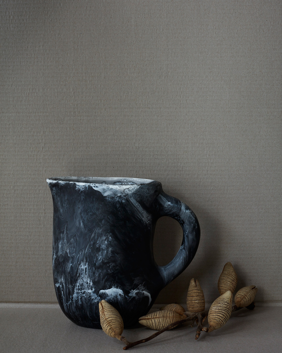 Dinosaur_Designs_Black_Marble_Hugh_Stewart_Homewares_Jug