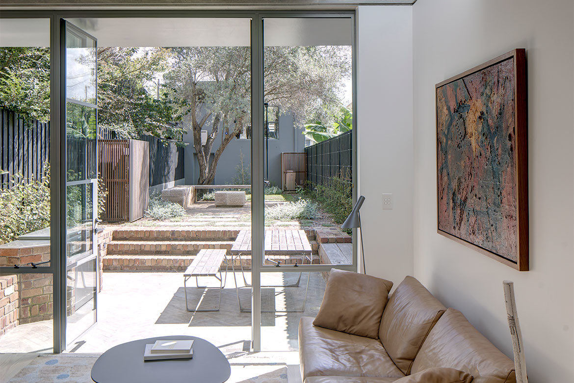 Space, light and generosity in the terrace house typology