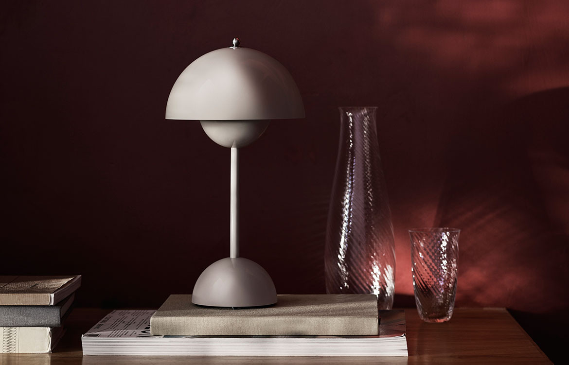 olive green lamp