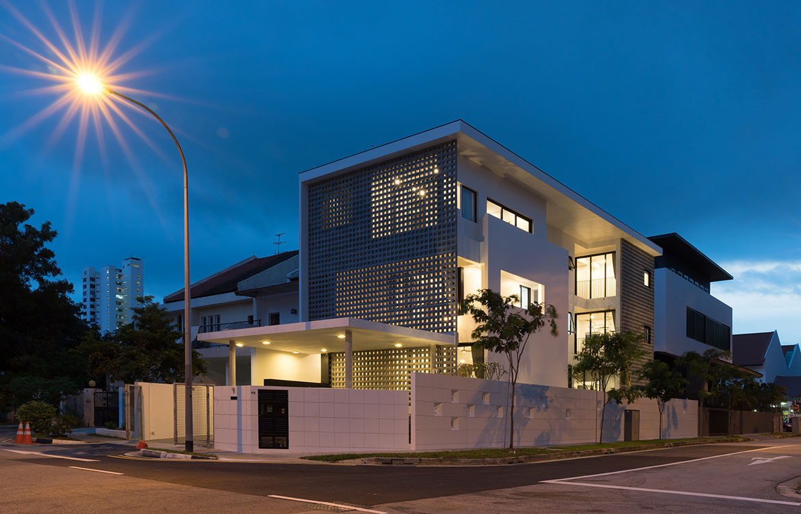 Frame House Red Bean Architects streetscape