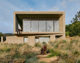 House At Otago Bay