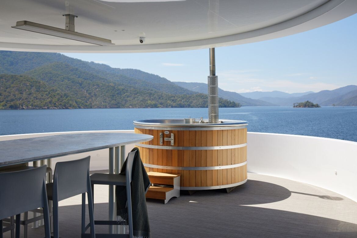 A rooftop hot tub for star gazing on the incredible houseboat Halcyon