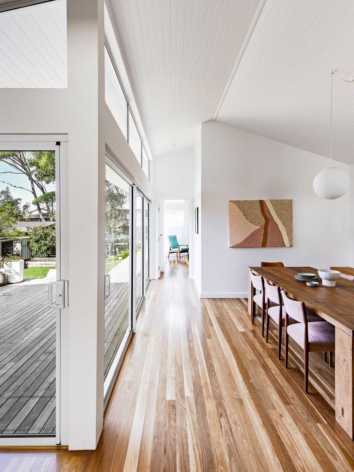 Jost Architects designs Mollymook beach house