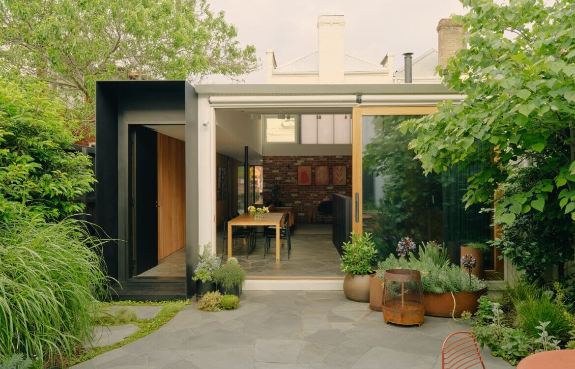 Andrew Child Architect’s Fitzroy Laneway House reworks the remnants