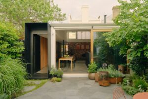Andrew Child Architect’s Fitzroy Laneway House reworks the remnants