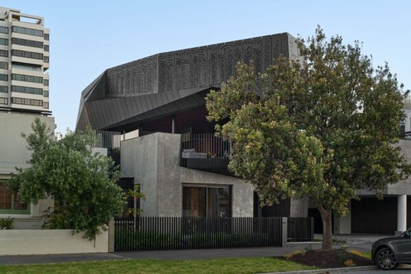 Bayside brilliance: Unveiling an architectural marvel in Middle Park