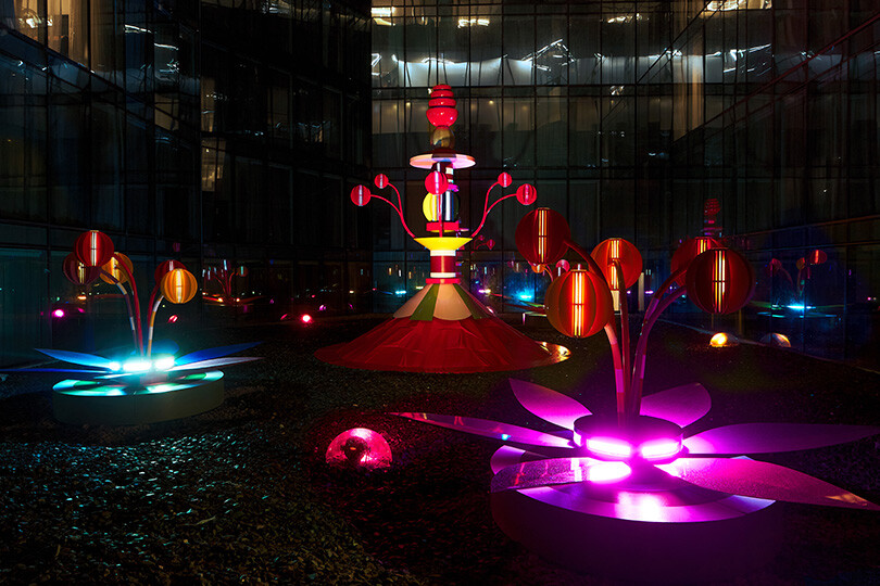 Lit up at night with an ever-changing landscape of colours, the Diva Garden is constantly different