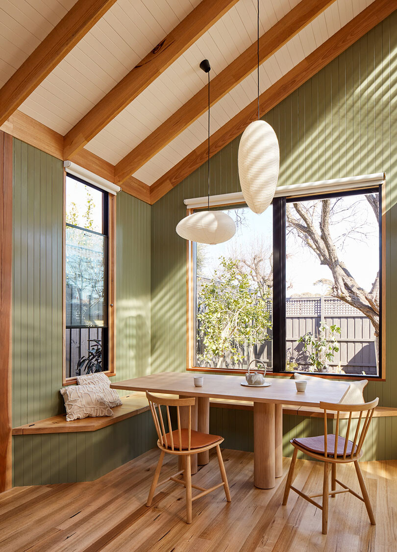A dining nook at Ben Callery Architect's North King