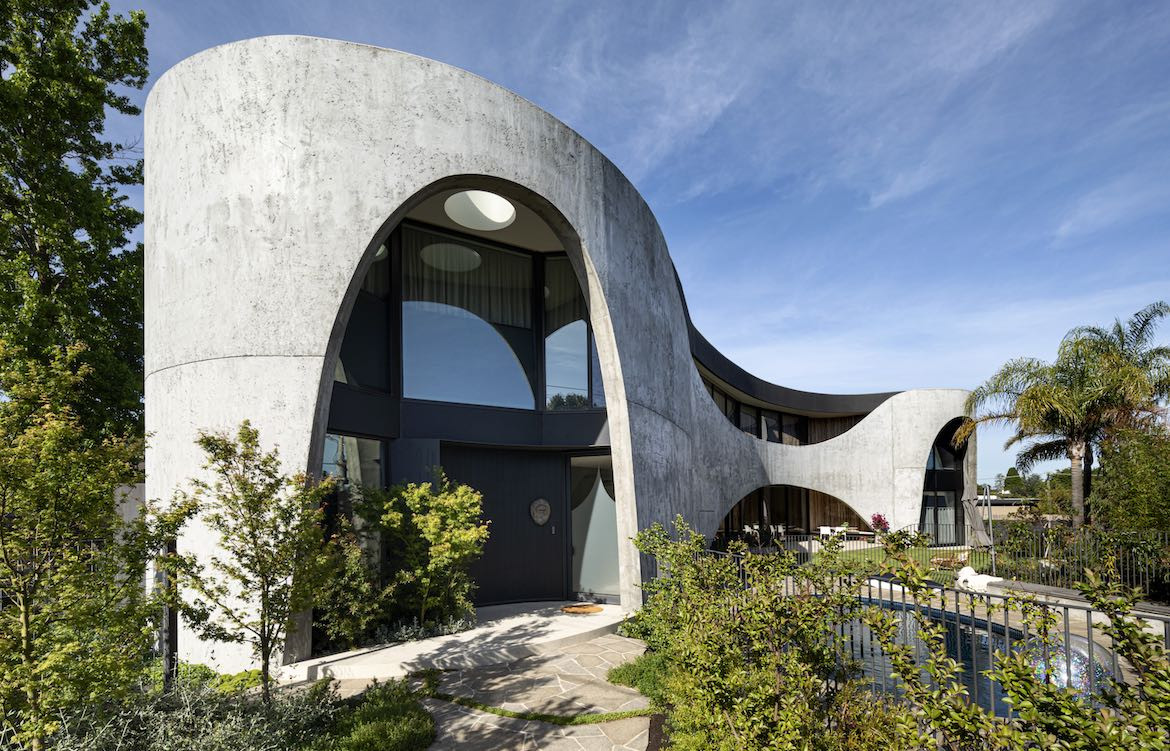 An “aqueous” home fused with sustainability
