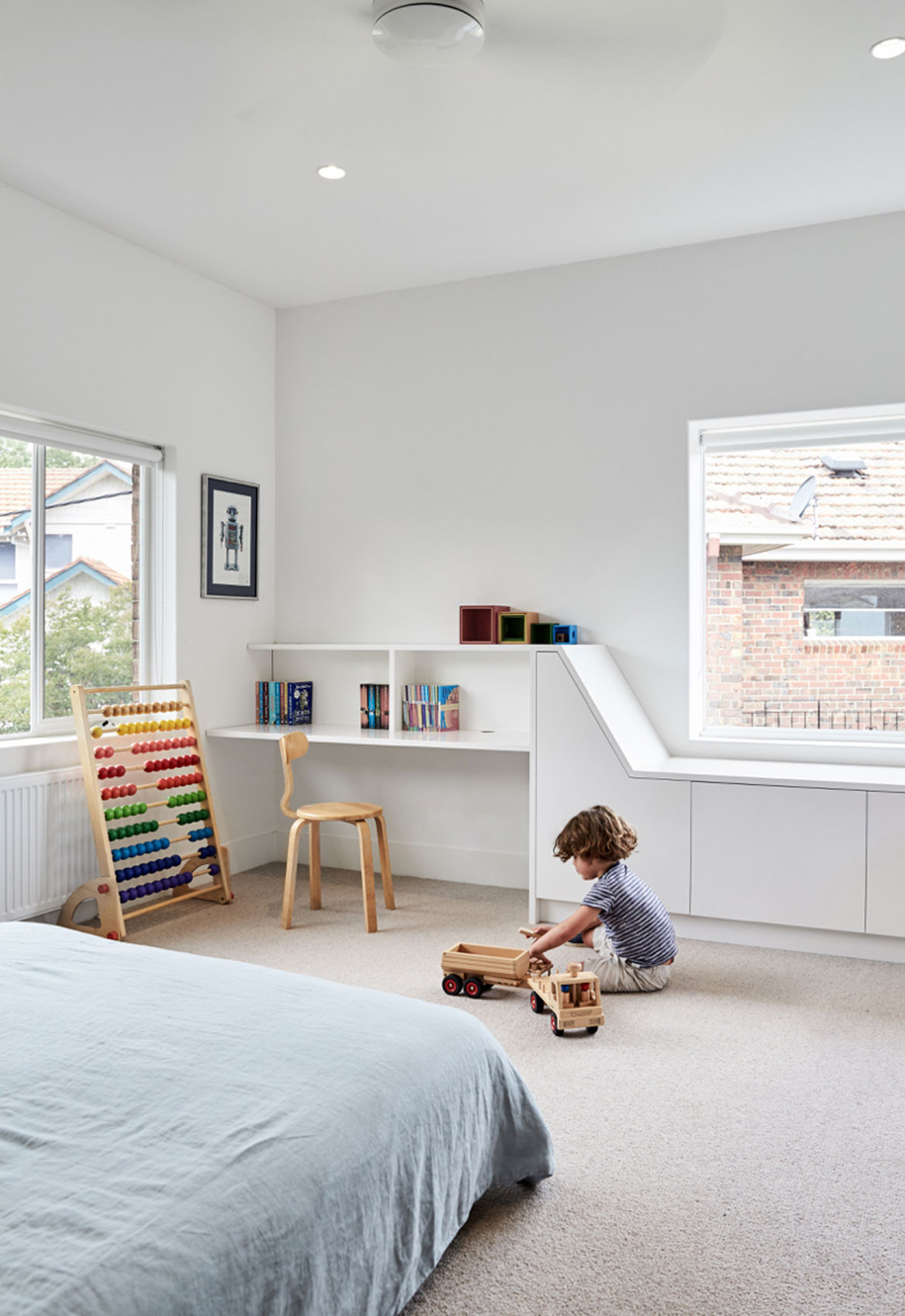 Holroyd Court Foomann Architects cc Willem Dirk du Toit bedroom