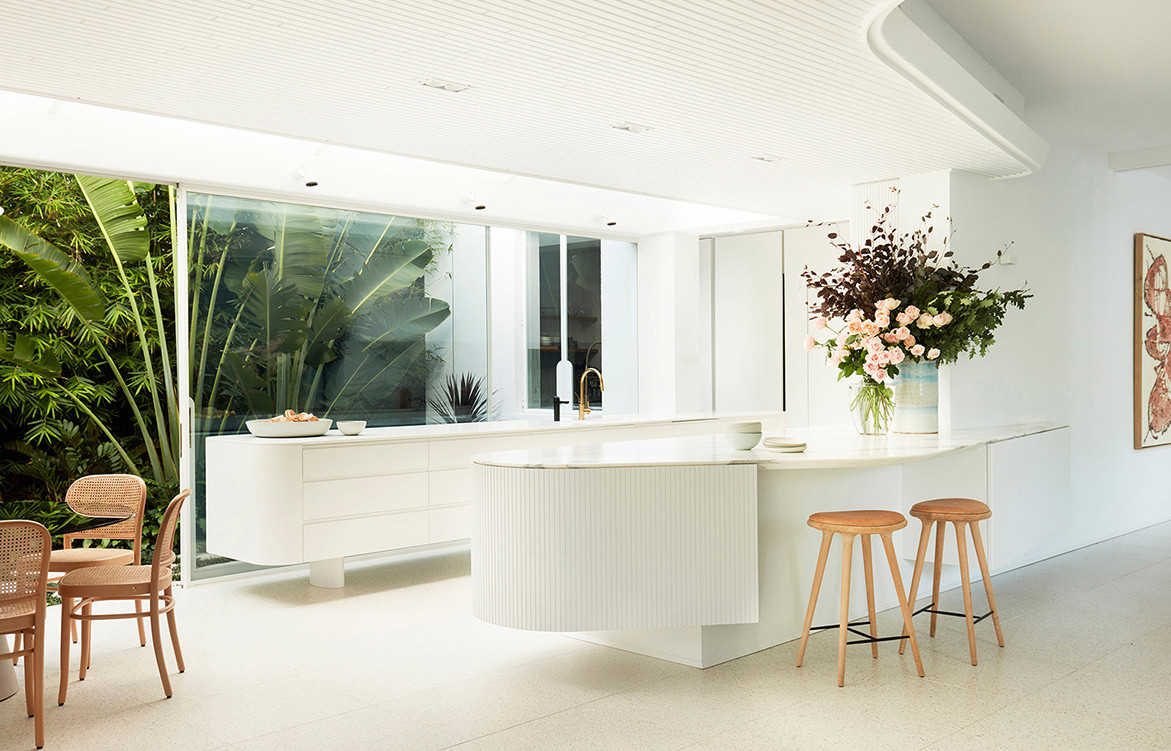 Homage to Oscar Luigi Rosselli Architects cc Prue Ruscoe | Kitchen island